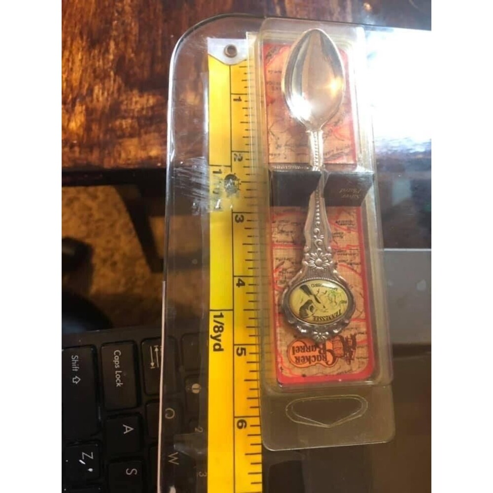 Set of 3 Vintage Watson & Barker Silver-Plated Collector Spoons | Ornate Detail - Picture 5 of 9